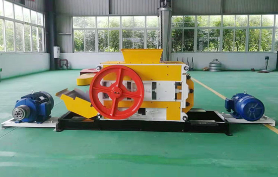 Energy Saving Clay Brick Production Line High Speed Roll Crusher Machine