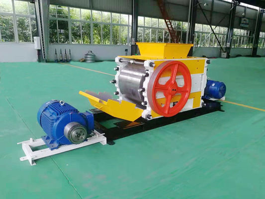 Clay Brick Making Machine with High Speed Fine Roller Crusher for Raw Material Preparation and Improved Brick Plasticity