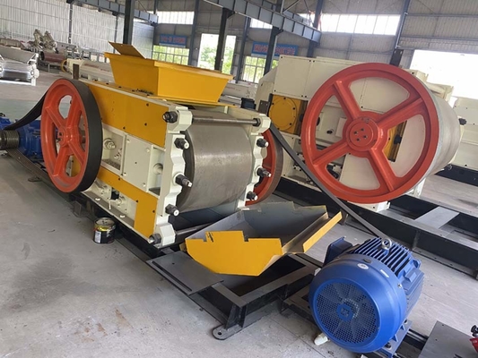 BBT GS1412 Raw Material Processing Equipment Fine Roller Crushing Machine