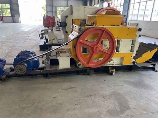 BBT GS1412 Raw Material Processing Equipment Fine Roller Crushing Machine