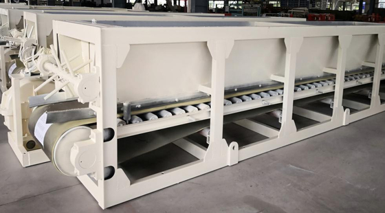 Clay Brick Plate Feeding Machine 40 - 50m3/H Capacity For Conveying Raw Materials