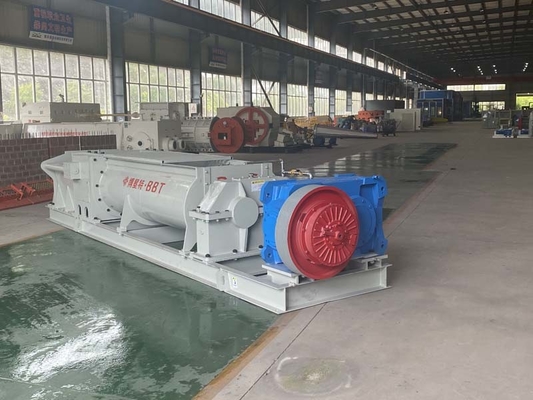 220V / 380V Brick Clay Mixing Machine Extruder 30 - 40m3/H Capacity