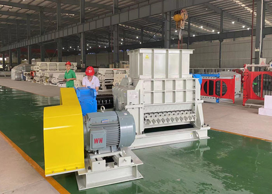 Double Tooth Roller Crusher Machine Full Automatic For Tunnel Kiln Plant