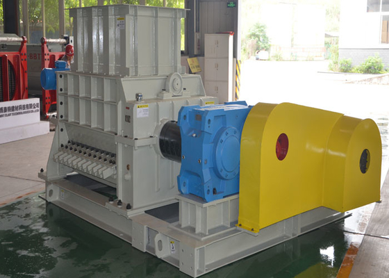 AC Motor Double Toothed Roll Crusher For Processing Raw Materials