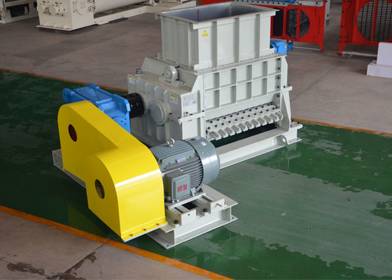 AC Motor Double Toothed Roll Crusher For Processing Raw Materials