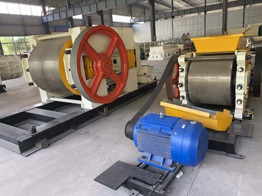 BBT Minerals Processing Equipment Double Roller Hammer Mill Crusher Customized