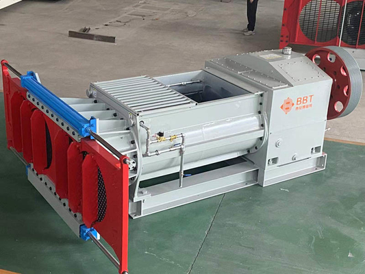 Industrial Red Brick Making Machine Front Grid Mixer 90-130 T/H Capacity