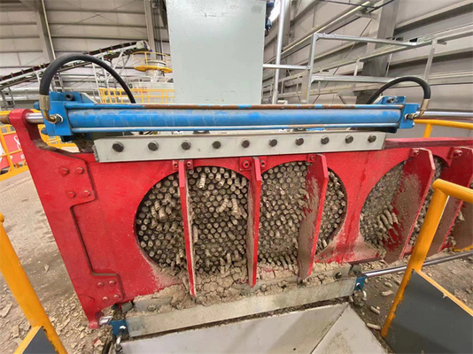 Red Bricks Blocks Mixing Machine Auto Filter Double Shaft Mixer Machinery For Clay Material