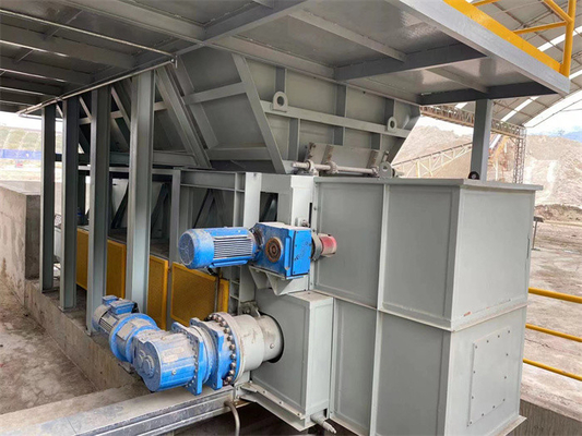 Full Automatic Plate Box Feeder Machine with  Chain Travel Track and Frequency Conversion Speed Regulation