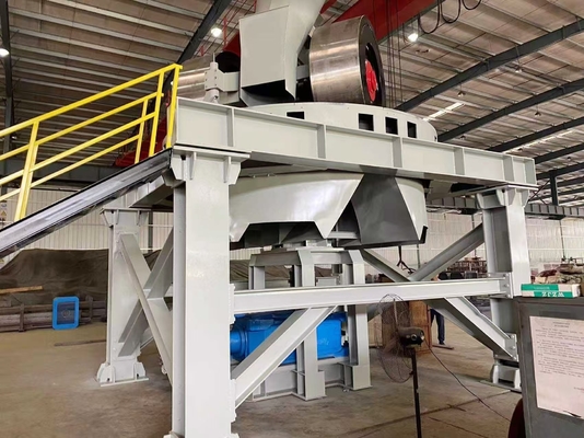 Clay Brick Wet Pan Mill with 40-50m /h Capacity and 5300*4600*6500 mm Size