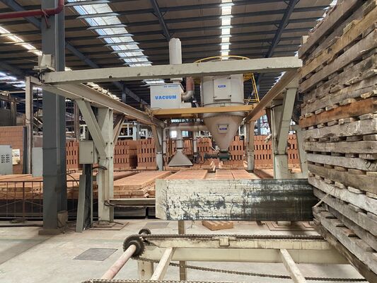 Automatic Kiln Car Cleaning System for Tunnel Kiln ,Energy-Saving , Eco-Friendly Brick making Factory Equipment