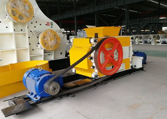 Automatic Roller Crusher Machine for Clay Brick Making | 500mm Feed Size, 400mm Roller Diameter