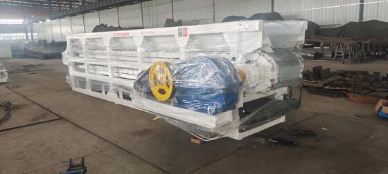 Automatic plate box feeder for materials storage and feeding for clay brick production line