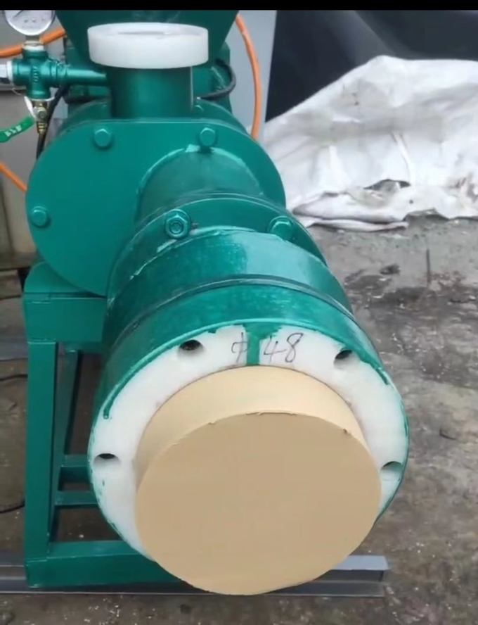 Small De Airing Pottery Pug Mill Mixer Clay Brick Vacuum Extruder Machine